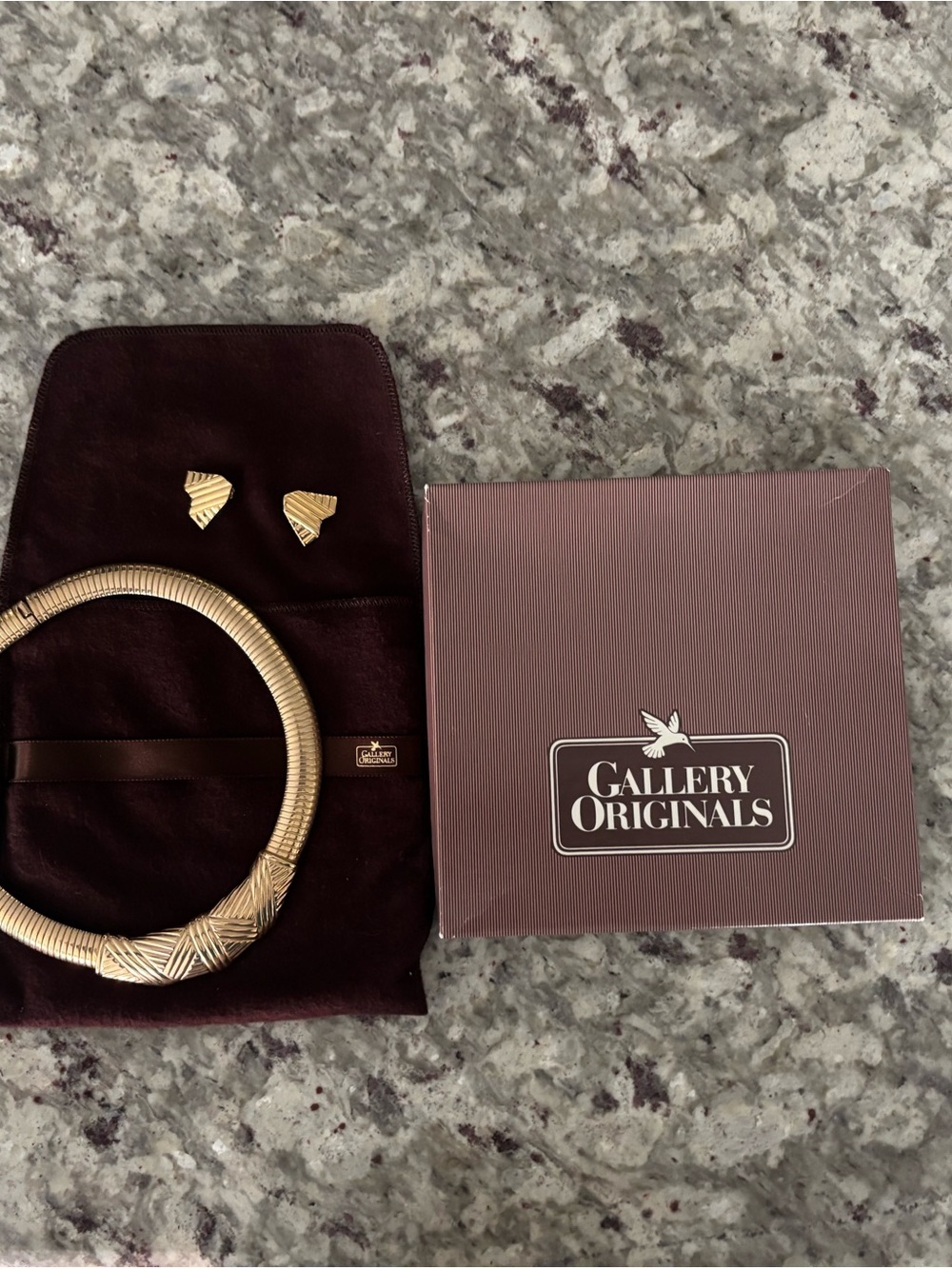 Gold-Tone Sculpted Collar Necklace and Stud Earrings